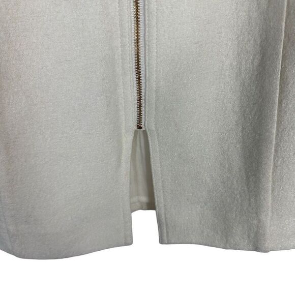Banana Republic  winter white wool skirt with back zip - Picture 3 of 8